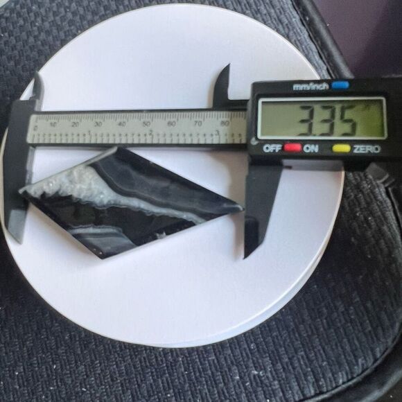 Black Agate Crystal Rhombus/ Diamond with Zodiac Stand (1) - Picture 10 of 14